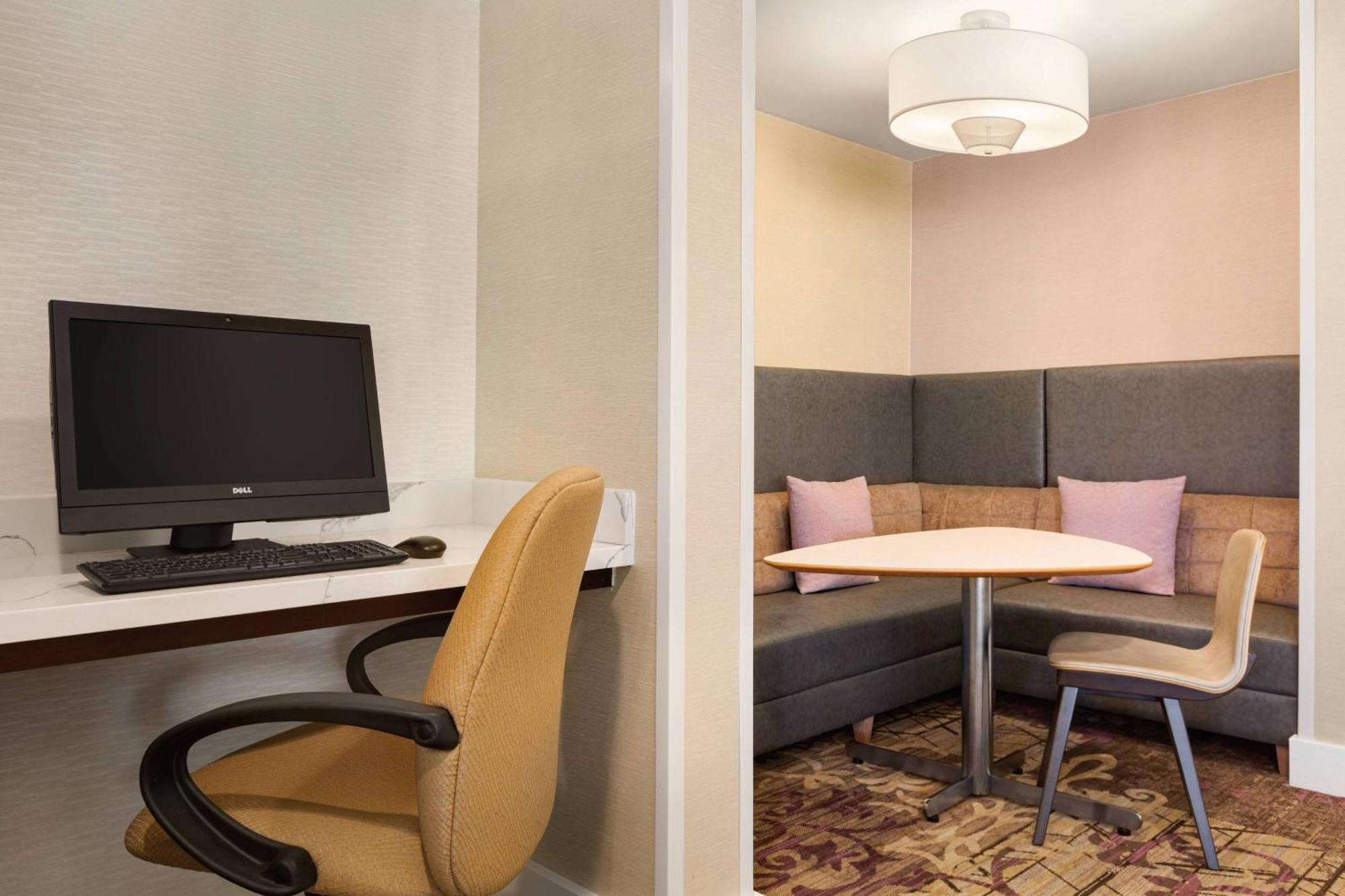 Residence Inn Sacramento Фолсом Экстерьер фото